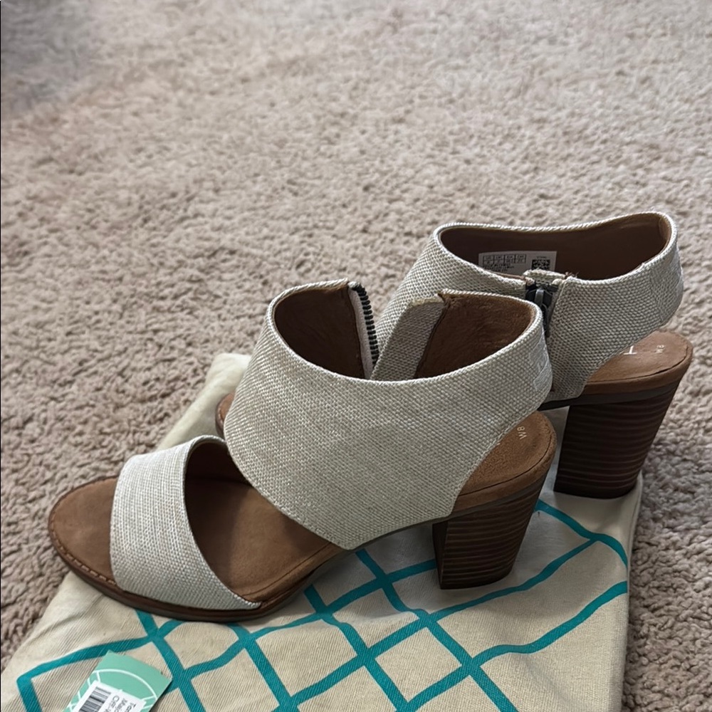 Tom’s Majorca heels